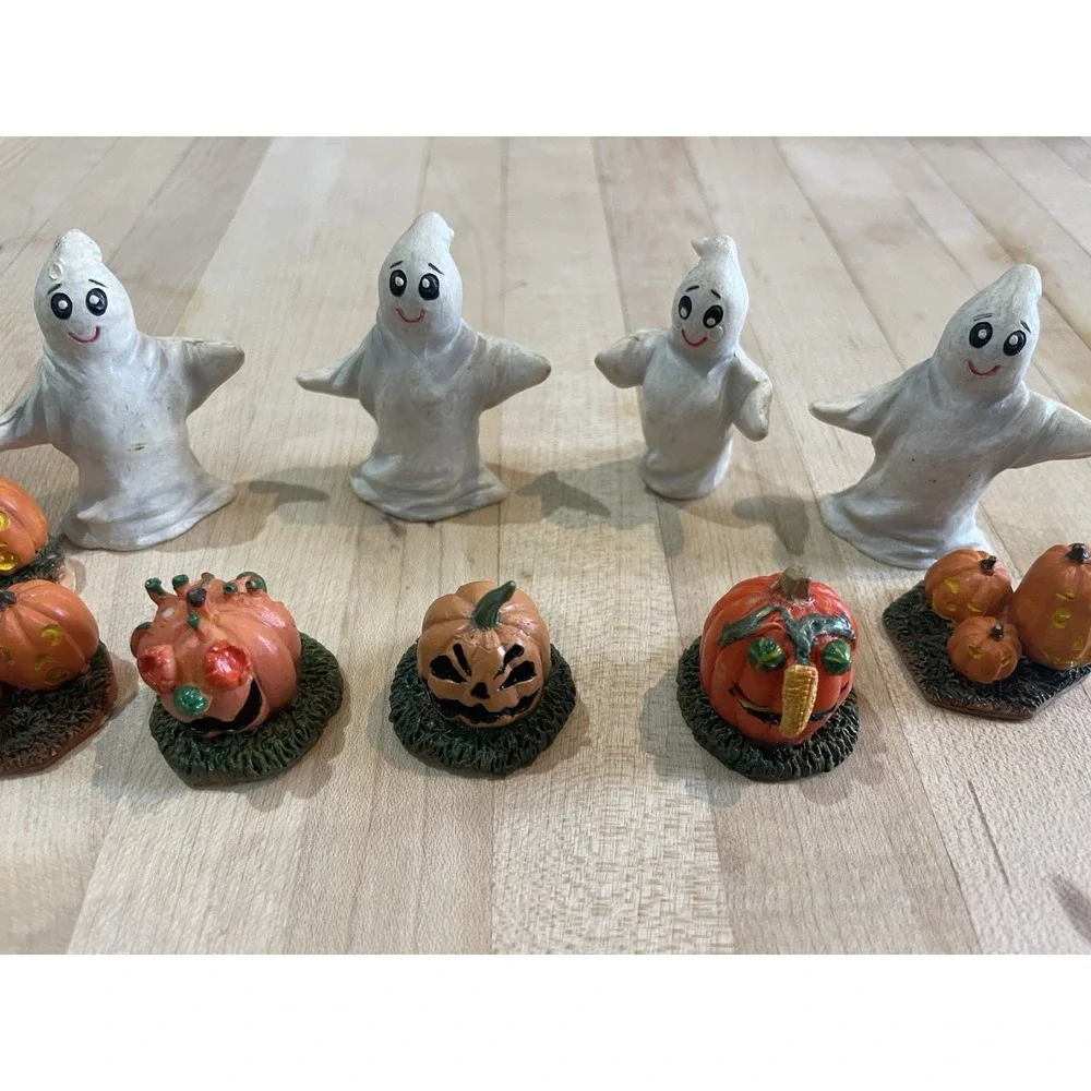 Halloween Figures Scarecrow Shelf Sittters Ghost Pumpkins Mini Poly Resin Lemax